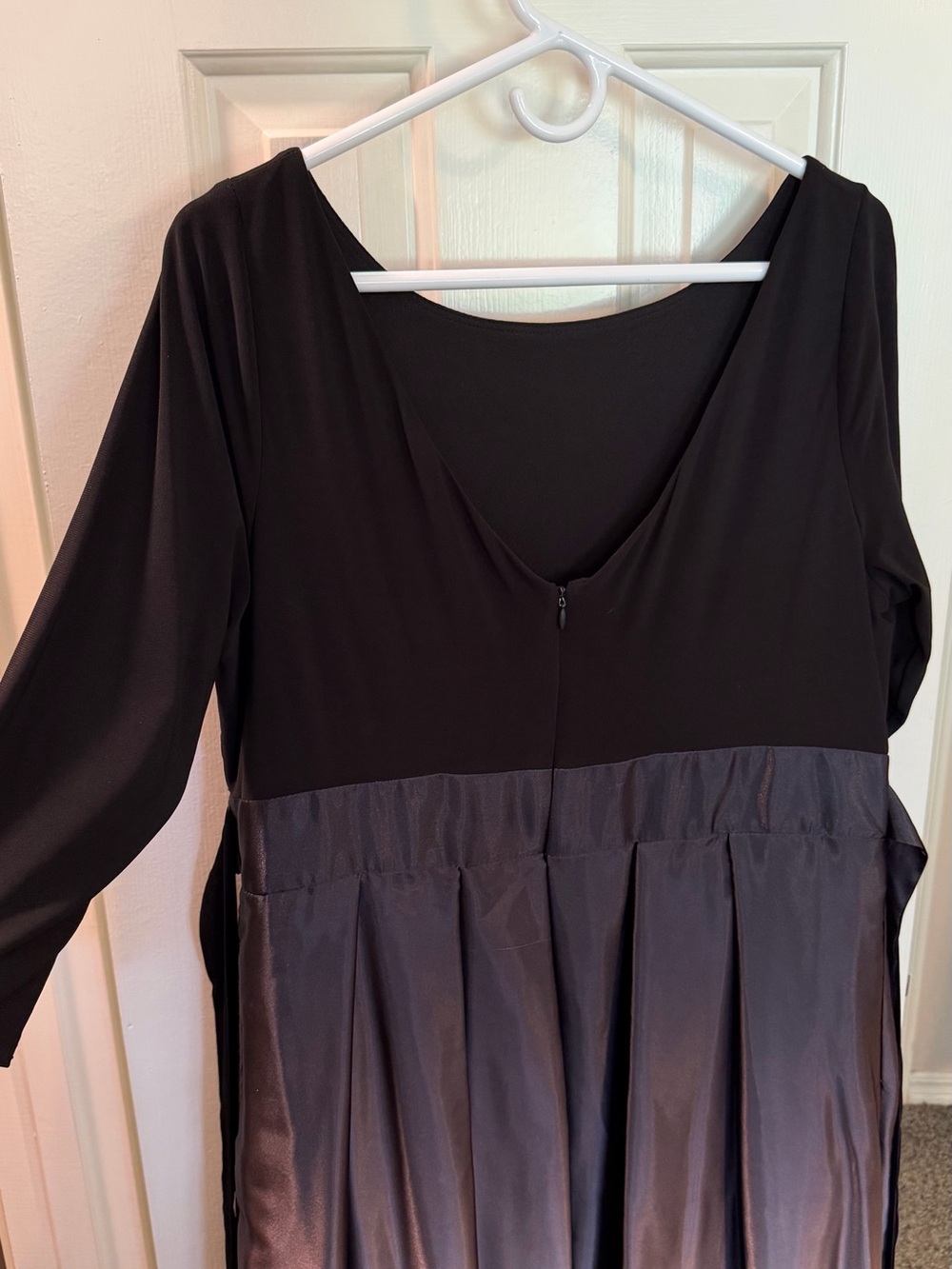 Dillard’s Ignite Evenings Ombre Satin 3/4 Sleeve Tie Waist Evening Gown Formal - Picture 8 of 12